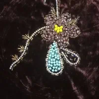 جواهر دوزی و منجوق دوزی