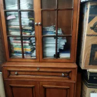 کمد چوبی اعلا( کتابخانه ) سالم