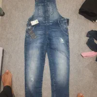 جنس خارجی صفر|لباس|کلاله, |دیوار