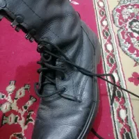 پوتین چرمی|کیف، کفش، کمربند|اسفراین, |دیوار