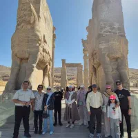 تور روزانه تخت جمشید، نقش رستم و پاسارگاد