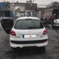 ماشین سواری ۲۰۷