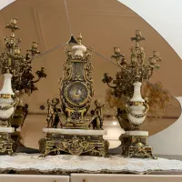 ساعت و شمع دانی برنز