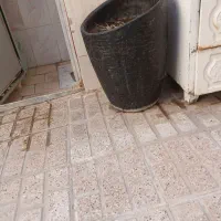 2عدد گلدون بزرگ