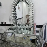 آیینه وکنسول
