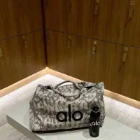 کیف برند Alo