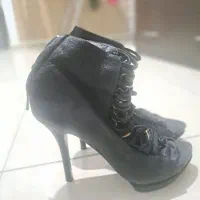 کفش نیم بوت zara