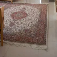 دو عدد فرش شیش متری