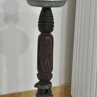 چوب سرخ حکاکی شده