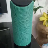 اسپیکر در حد نو ۴۰۰۰۰۰