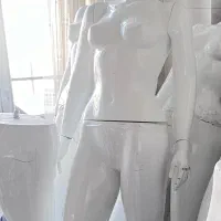 مانکن زنانه پویان