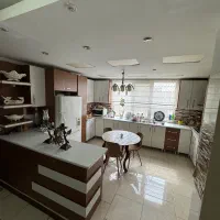 ۱۰۰متر /فول وکالتی /نوساز /سراه حافظیه