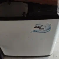 مقداری لوازم آشپزخانه و کابینت