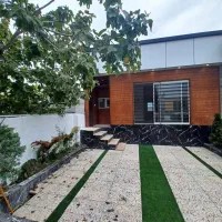 یک ویلای مینیمال بسیار زیبا با سندتک برگ/ شهرکی