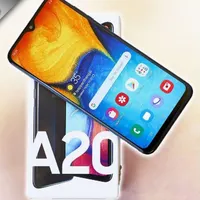 A20s همراه با وسایل کامل