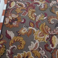 قالیچه فانتزی به رنگ قهوه ای کار کرده