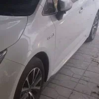 تویوتا لوین هیبرید