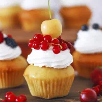 آموزش تخصصی شیرینی ،کیک ،فینگر فود