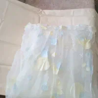 پرده ی شیشه ای  همرا هبا زیر پرده ی ساتن