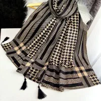 شال موهر مخمل|لباس|میانه, |دیوار