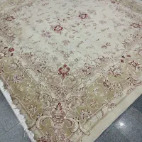 فرش ۳ در ۳ چهار گوش