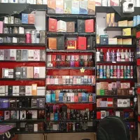 انواع اسانس و ادکلن، گالری عطر پدیده استهبان