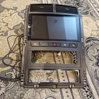 مانیتور ماشین به همراه قاب پژوپارس