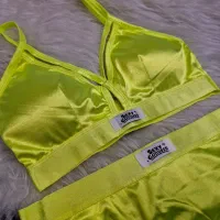 نیمتنه و شورت|لباس|مشهد, عامل|دیوار