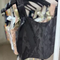 خیاط خانم مزون دوز  ۲۵سال تا ۴۰سال سن