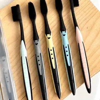 فروش عمده انواع مسواک خمیر دندان نخ و خلال دندان|عمدهفروشی|تهران, بازار|دیوار