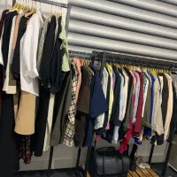 آویز لباس