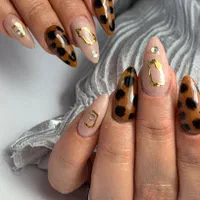 خدمات ناخن، مژه،بافت،اصلاح ابرو،رنگ و کراتین|خدمات آرایشگری و زیبایی|کرج, گلشهر|دیوار