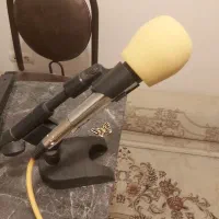 میکروفون سیم دار با پایه رو میزی درجه 1