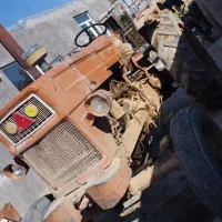 یکدسگاه تراکتور رومانی بسیار سالم