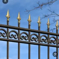 ساخت انواع در پنچره اجرای شیروانی وخرده کاری|خدمات پیشه و مهارت|بروجرد, |دیوار