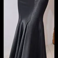 دامن|لباس|مشهد, هنرستان|دیوار