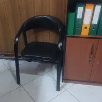 ۳ عدد صندلی ثابت