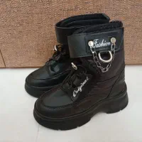 کاپشن وپوتین دخترانه|کفش و لباس بچه|اسلامآباد غرب, |دیوار