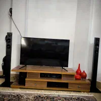 میز تلویزیون تمام MDF بدون ذره ای خط و خش