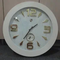 ساعت دیواری