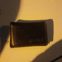 یک عدد کیف مدارک پیدا شده