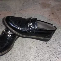 توجه دوعدد کفش درحد نوسایز 41و42،.|کیف، کفش، کمربند|شیراز, کوشک میدان|دیوار