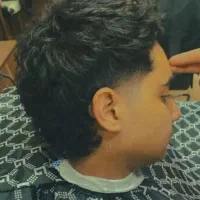 آرایشگاه (سلمونی) فریمان