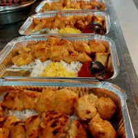 آشپزخانه و بیرون بر حاج مسیح|خدمات پذیرایی، مراسم|نور, |دیوار