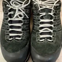 کفش تراکینگ(اسپورت)