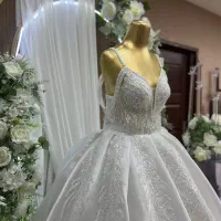 واگذاری مزون لباس عروس با شرایط اقساطی