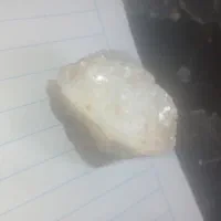 سنگ خیلی روشن عینه الماس نورمیده