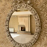 ست کامل اینه. و شمعدان دکوراتیو سلطنتی