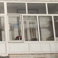 حفاظ آلومینیومی با شیشه