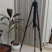 سه پایه دوربین